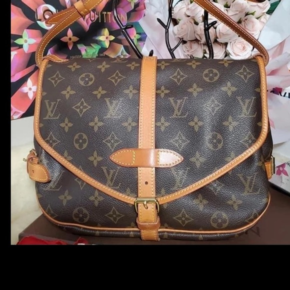 ❤️Louis Vuitton Saumur30 - Picture 2 of 15